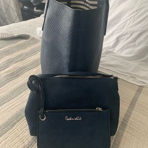 Tote bag with zippered pouches